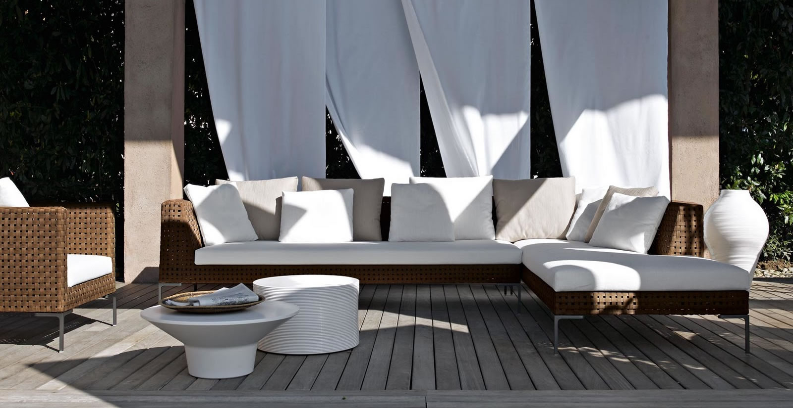 Springtime B&B Italia - Complements B&B Italia