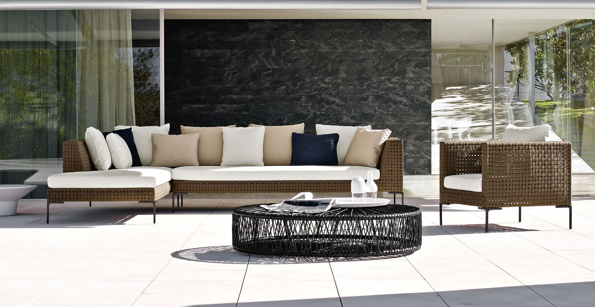 Charles Outdoor B&B Italia - sofas B&B Italia