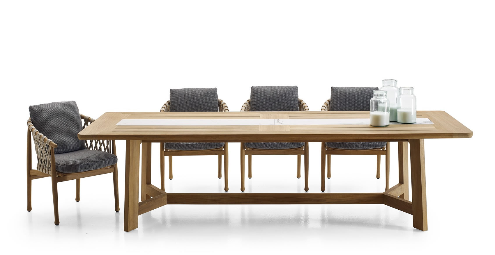 Ginestra B&B Italia - tables B&B Italia