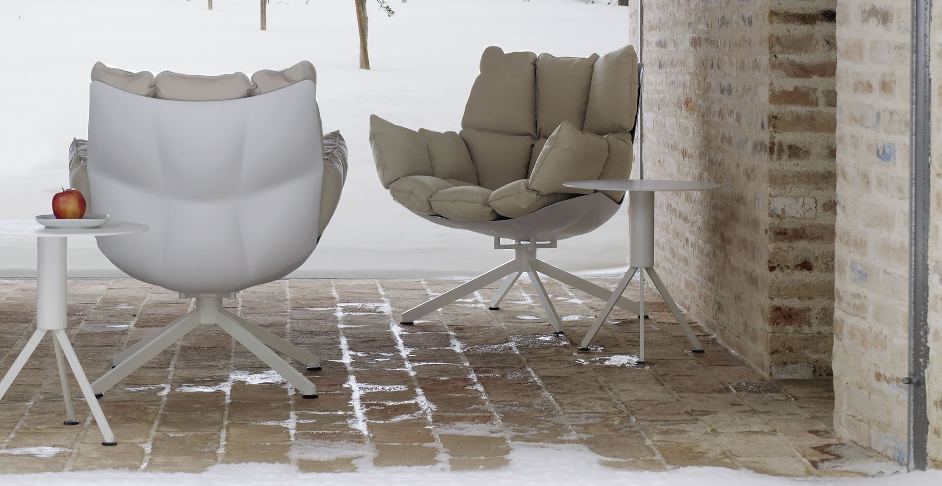 Husk Outdoor B&B Italia - coffe tables B&B Italia