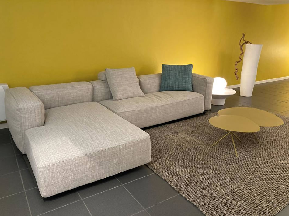 Hybrid B&B Italia - Special Offer B&B Italia